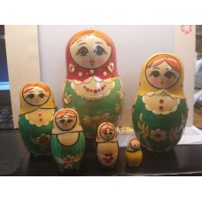 6 piece Russian Doll -Kirov Straw design