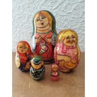 5 piece Knitting lady Russian Doll